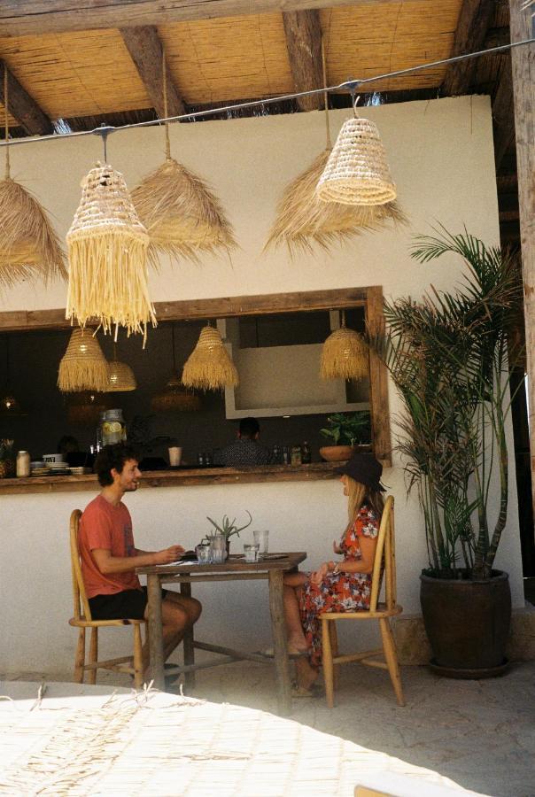 Guest house Blue Waves Surf House 3*